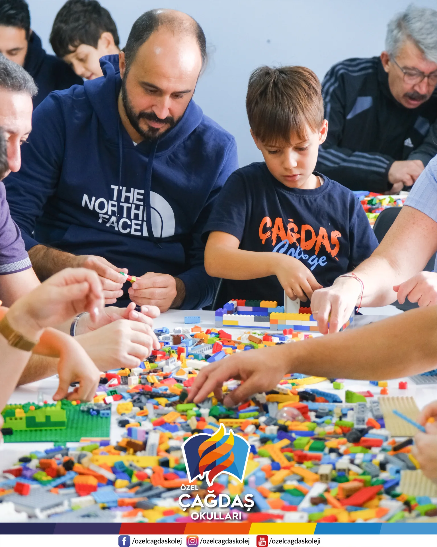 AİLEMLE LEGO YAPIYORUM