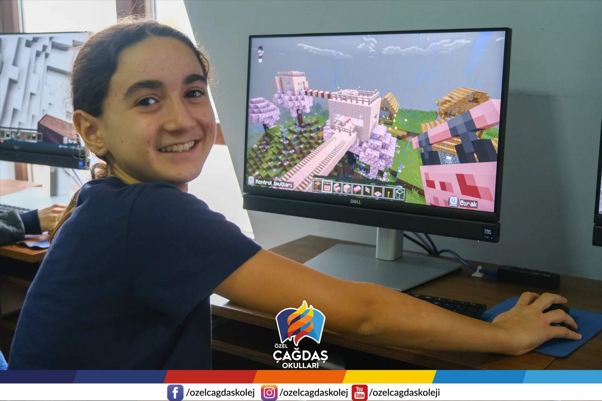 ORTAOKUL ROBOTİK DERSLERİMİZLE CODEWEEK’TE TEKNOLOJİYLE ÜRETİM!