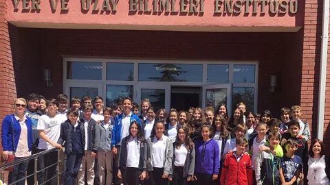 7. Sınıf Öğrencileri Yer ve Uzay Bilimleri Enstitüsü’nde