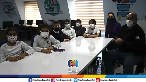 FLL (FIRST LEGO LEAGUE) ORTAOKUL ROBOTİK TAKIMIMIZ UZMAN GÖRÜŞMESİNDE!